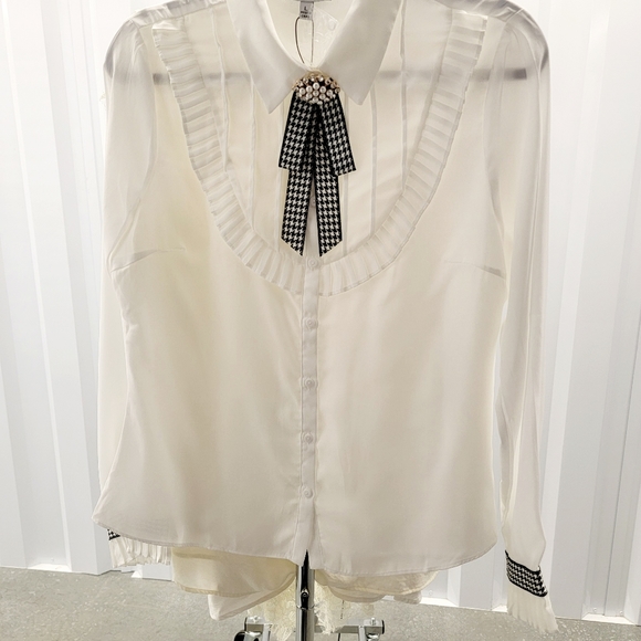 Fashion Nova White Top Blouse Houndstooth Embellished - Picture 2 of 8